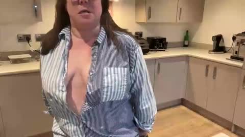 Snapshot of flossyishot chatting on 02.20.26 flossyishot online show from 02.20.26