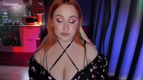 Snapshot of flower_camellia chatting on 02.04.25 Camelia online show from 02.04.25