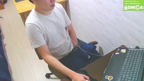 flowerbox online show from 03.08.25