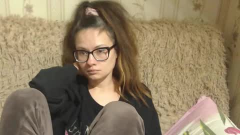 Snapshot of flowercandydoll13 chatting on 12.08.24 say meow and send tip  online show from 12.08.24