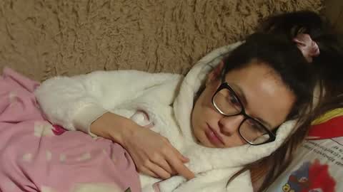 Snapshot of flowercandydoll13 chatting on 01.31.25 say meow and send tip  online show from 01.31.25