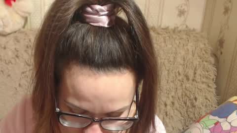 Snapshot of flowercandydoll13 chatting on 02.21.25 say meow and send tip  online show from 02.21.25