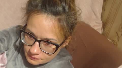 Snapshot of flowercandydoll13 chatting on 09.25.25 say meow and send tip  online show from 09.25.25