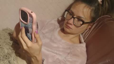 Snapshot of flowercandydoll13 chatting on 10.27.25 say meow and send tip  online show from 10.27.25