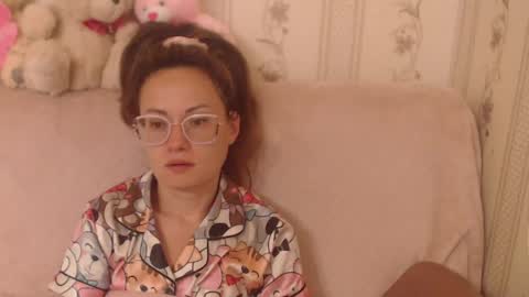 say meow and send tip  online show from 06.08.26