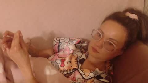 say meow and send tip  online show from 06.08.26