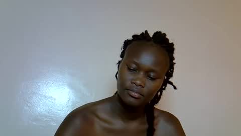 flowerdiva002 online show from 11.26.25