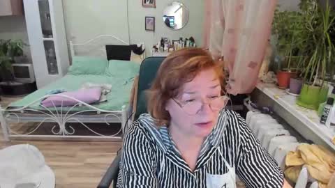 Flowerlower online show from 02.05.26