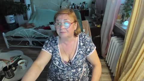 Flowerlower online show from 06.06.26