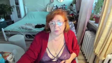 Snapshot of flowerlover8 chatting on 06.25.26 Flowerlower online show from 06.25.26