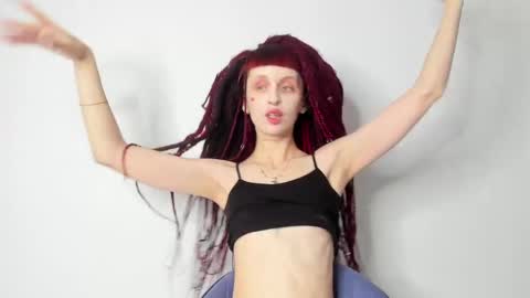 Snapshot of flowerofsin2001 chatting on 02.27.25 Flower online show from 02.27.25