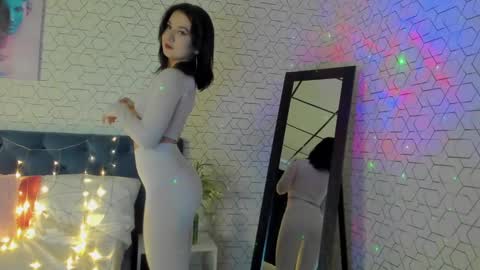 Snapshot of flowers_an chatting on 01.24.25 flowers_an online show from 01.24.25