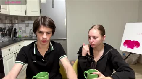 flowerscouple online show from 03.06.26