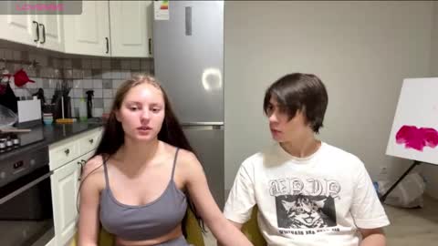 flowerscouple online show from 03.18.26