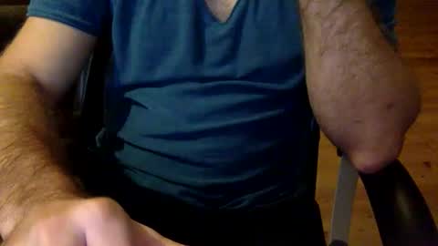 Snapshot of flowmover chatting on 10.13.25 flowmover online show from 10.13.25