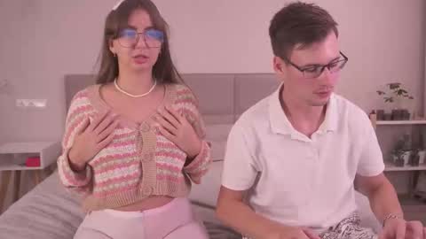 Snapshot of fluffy_hat chatting on 10.06.25 Fluffy and Krut online show from 10.06.25