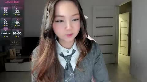 Snapshot of fluffy_rose chatting on 02.01.26 Rose online show from 02.01.26