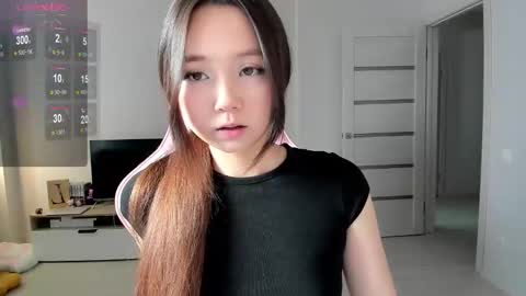 Snapshot of fluffy_rose chatting on 03.02.26 Rose online show from 03.02.26