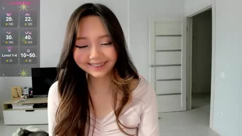 Snapshot of fluffy_rose chatting on 03.21.26 Rose online show from 03.21.26