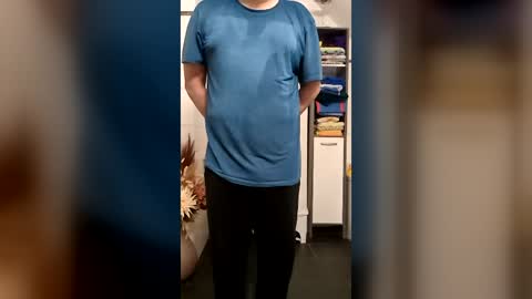Snapshot of fluffybutt_ chatting on 07.05.26 fluffybutt_ online show from 07.05.26