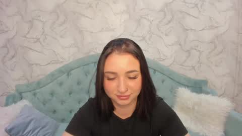 Lina online show from 04.28.26