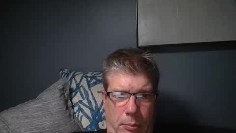 Snapshot of fluidconscience chatting on 11.15.25 FluidConscience online show from 11.15.25