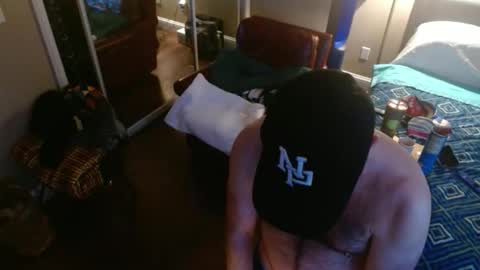 Snapshot of flyinpig chatting on 02.16.26 Pigs fly online show from 02.16.26