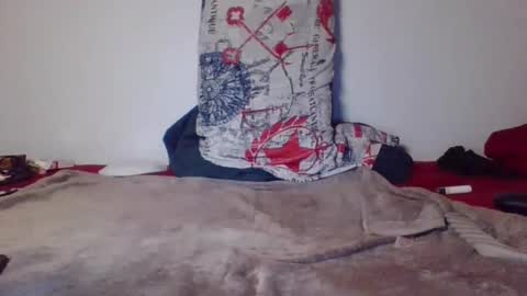 Snapshot of flylen chatting on 02.21.25 flylen online show from 02.21.25