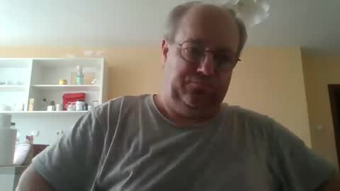 Snapshot of fm_group_nederland chatting on 05.29.26 VIP Magnolia online show from 05.29.26