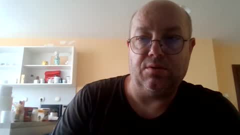 Snapshot of fm_group_nederland chatting on 06.04.26 VIP Magnolia online show from 06.04.26