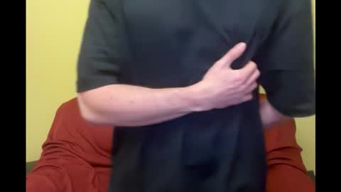 Snapshot of fnafyx chatting on 02.14.26 fnafyx online show from 02.14.26