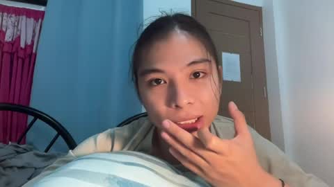 Snapshot of foeheart chatting on 07.04.26 Foe online show from 07.04.26
