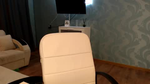 Snapshot of fofhcf chatting on 03.25.26 Molli Ready for any play with you. Hottest show in pvt Help a student earn big tokens online show from 03.25.26