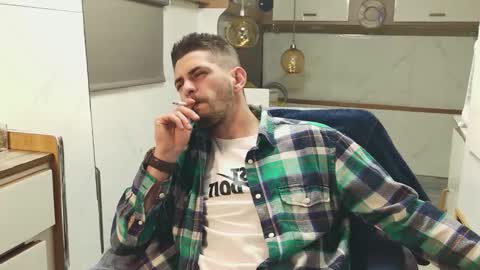 independent model online show from 04.28.26