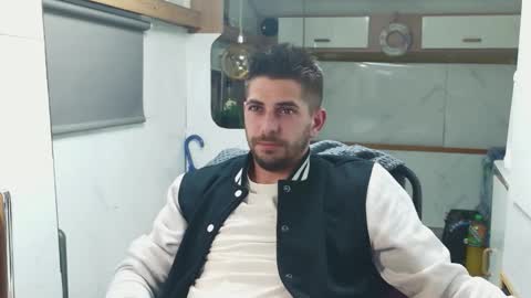 independent model online show from 05.17.26
