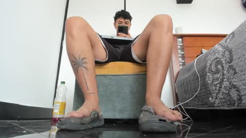 foot_master777 online show from 09.26.25