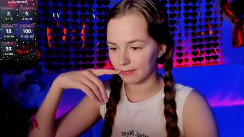 Snapshot of fox_lisaaa chatting on 03.06.26 Lisa online show from 03.06.26