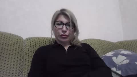 fox_red_lady7 online show from 02.10.26