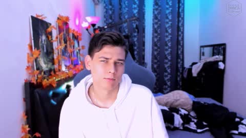 Foxicfu online show from 10.02.25