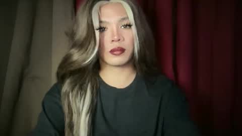 Snapshot of foxli_xx chatting on 02.05.26 KITTY online show from 02.05.26