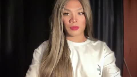 Snapshot of foxli_xx chatting on 02.22.26 KITTY online show from 02.22.26