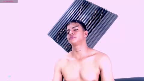 Snapshot of foxter_ chatting on 12.17.25 Foxter online show from 12.17.25