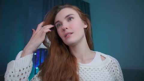 Snapshot of foxy_cute4you chatting on 12.16.25 Eva online show from 12.16.25