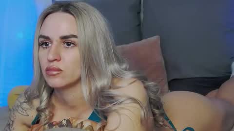 Snapshot of foxy_kimmi chatting on 02.11.26 Foxy Kimmi online show from 02.11.26