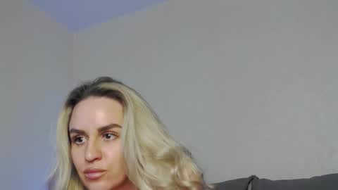 Snapshot of foxy_kimmi chatting on 02.15.26 Foxy Kimmi online show from 02.15.26