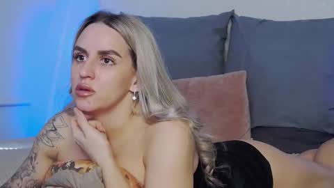 Snapshot of foxy_kimmi chatting on 02.27.26 Foxy Kimmi online show from 02.27.26