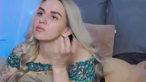 Snapshot of foxy_kimmi chatting on 03.14.26 Foxy Kimmi online show from 03.14.26