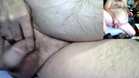 Snapshot of fracker69 chatting on 02.01.26 Fracker online show from 02.01.26