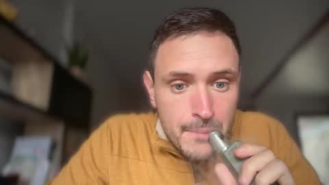 Snapshot of fraisetagada359 chatting on 11.05.25 fraisetagada359 online show from 11.05.25