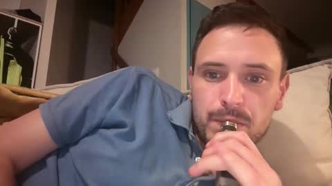 Snapshot of fraisetagada359 chatting on 11.11.25 fraisetagada359 online show from 11.11.25